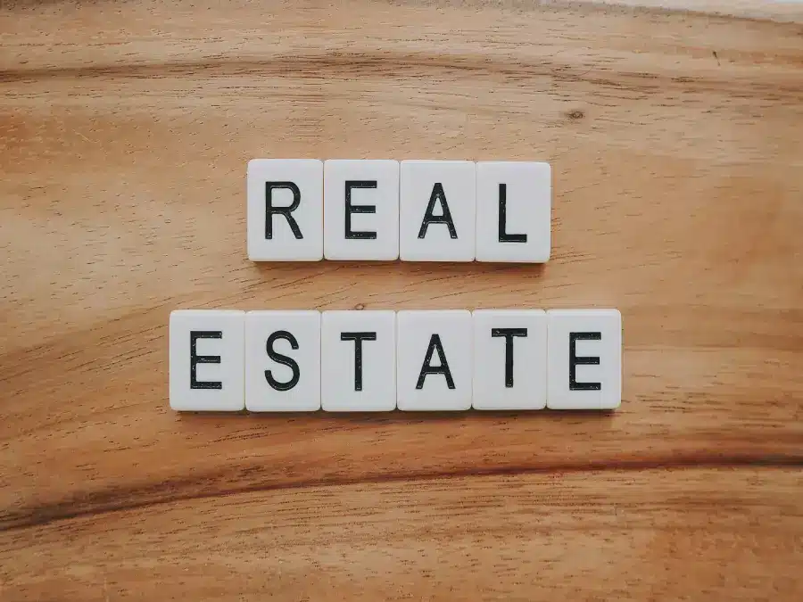 real-estate-letter-blocks